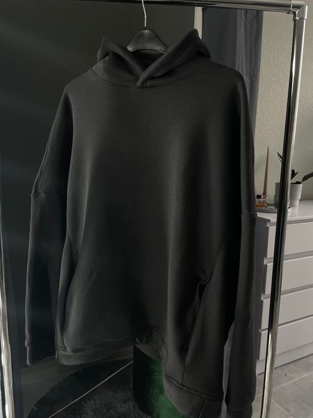 Oversized hoodies